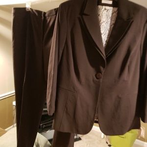 Womens pant suit